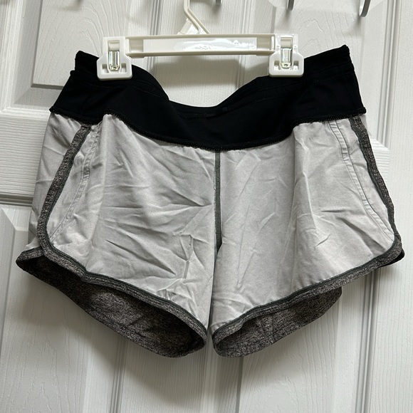 Lululemon Run Times Short II *4" Heather Lux Multi Black / Black - Picture 12 of 16